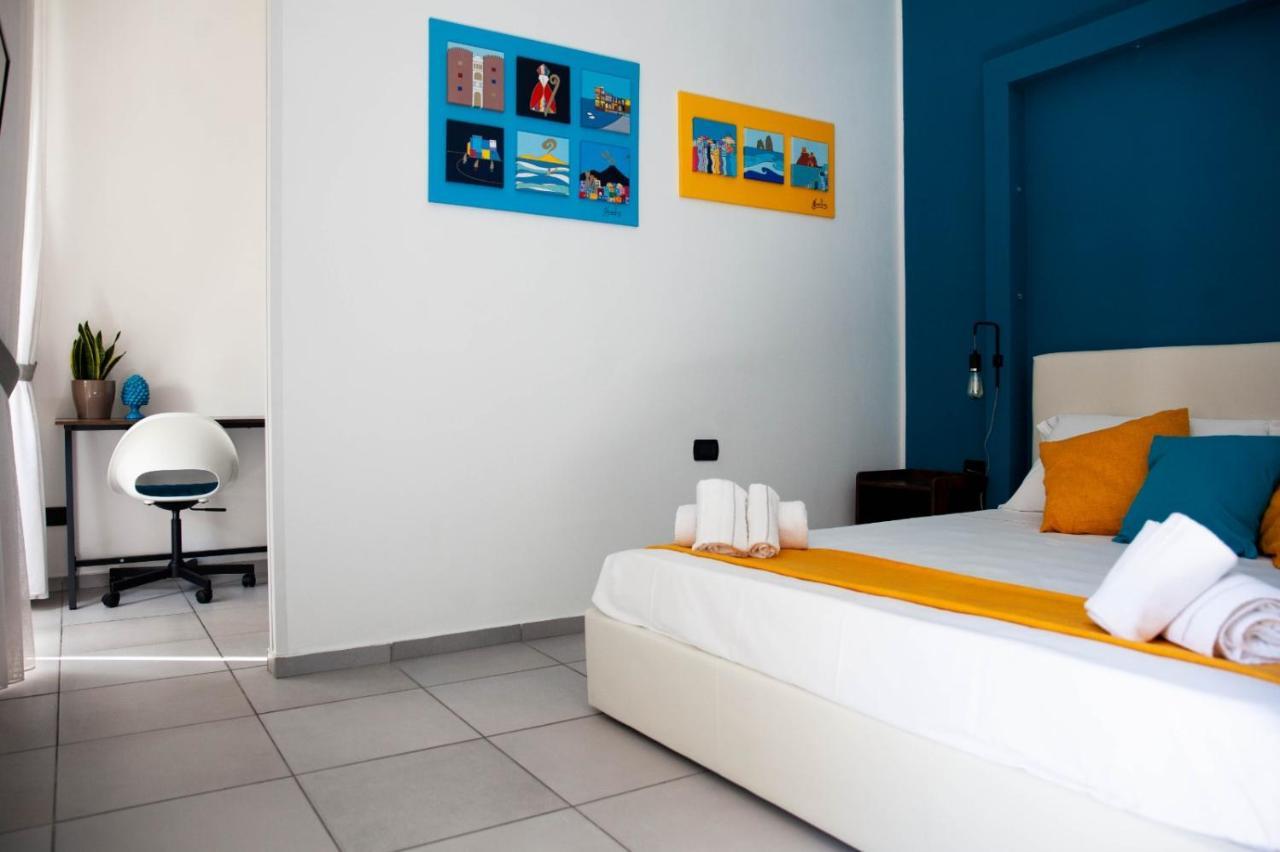 Track 60 - Private Rooms Garibaldi Naples Exterior photo