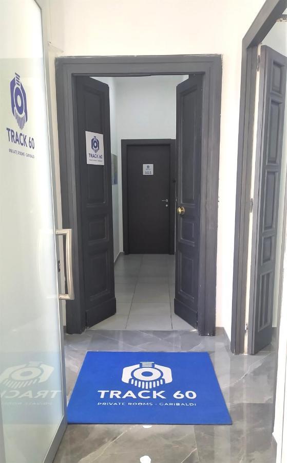 Track 60 - Private Rooms Garibaldi Naples Exterior photo